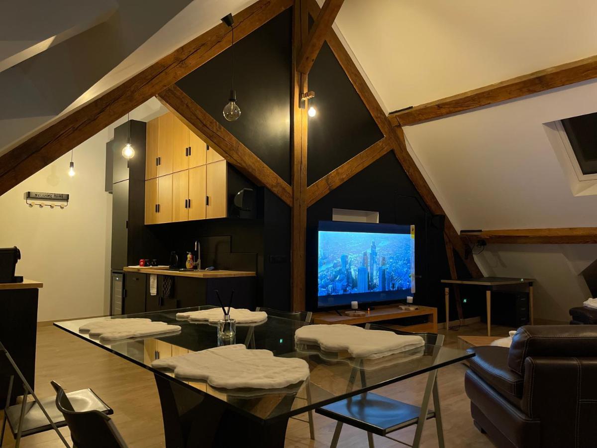 AubergenvilleLoft Sous Combles公寓 外观 照片